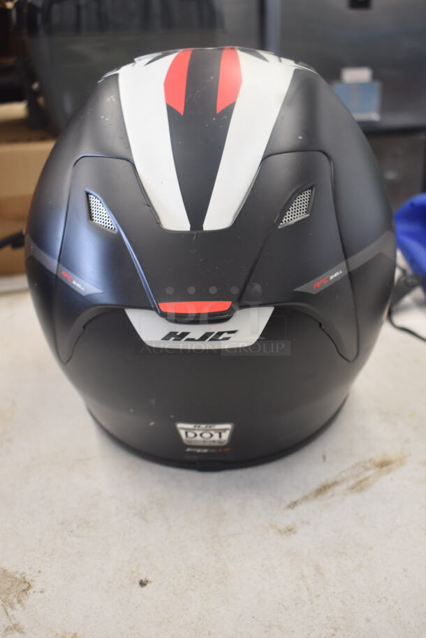 HJC Motorcycle Size XL DOT Helmet - Image 3 of 6