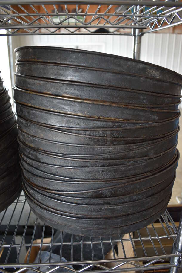 20 Metal Round Baking Pans. 15x15x1. 20 Times Your Bid!