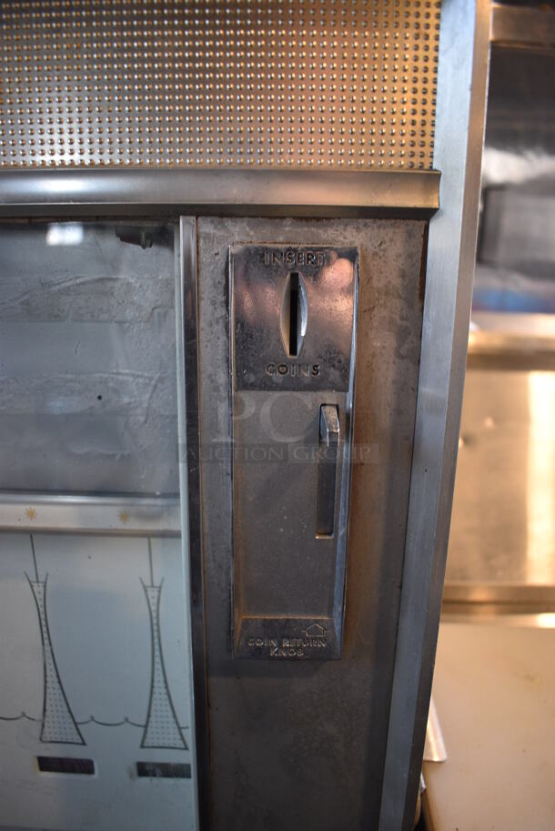 Metal Commercial Floor Style Dry Vending Machine. 36x18x54 - Image 3 of 8