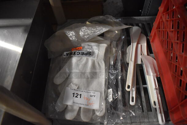 ALL ONE MONEY! Tier Lot of Various BRAND NEW Items Including Poly Ladles and Spatulas - Image 2 of 5