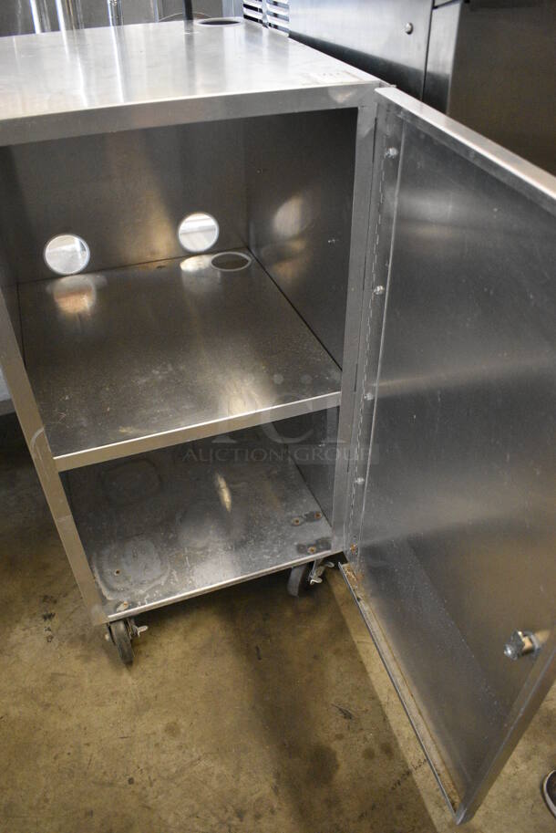 Metal Counter on Commercial Casters. 35x21x35.5 - Image 5 of 5