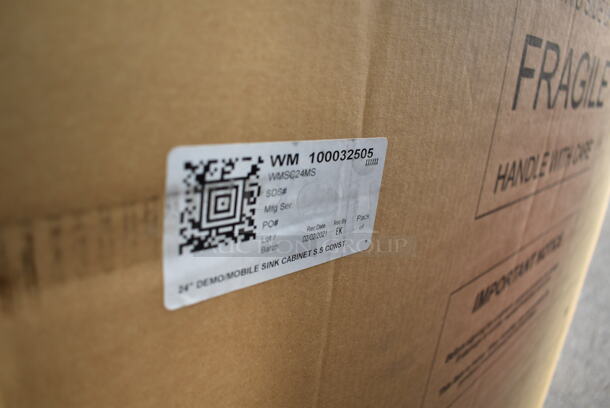 BRAND NEW! QualServ WMSC24MS Stainless Steel Portable Sink on Commercial Casters.  - Image 4 of 4