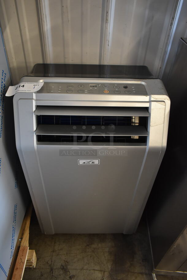BRAND NEW SCRATCH AND DENT! Arctic Air PACN1-095-RM Metal Commercial 9,500 BTU Portable Air Conditioner. 115 Volts, 1 Phase. Tested and Working!