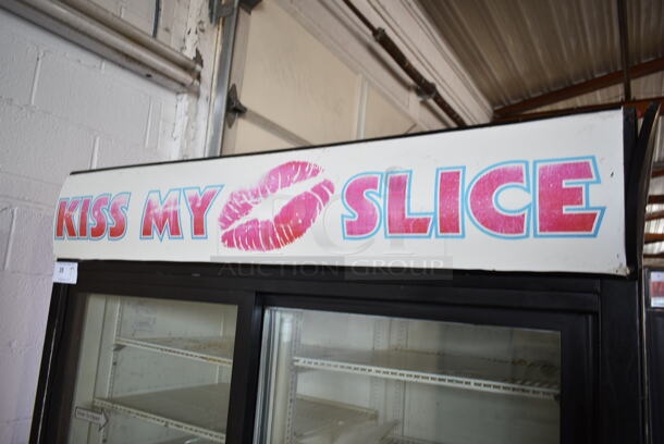 True GDM-45 Metal Commercial 2 Door Reach In Cooler Merchandiser w/ Poly Coated Racks. 115 Volts, 1 Phase. Tested and Working! - Image 2 of 8