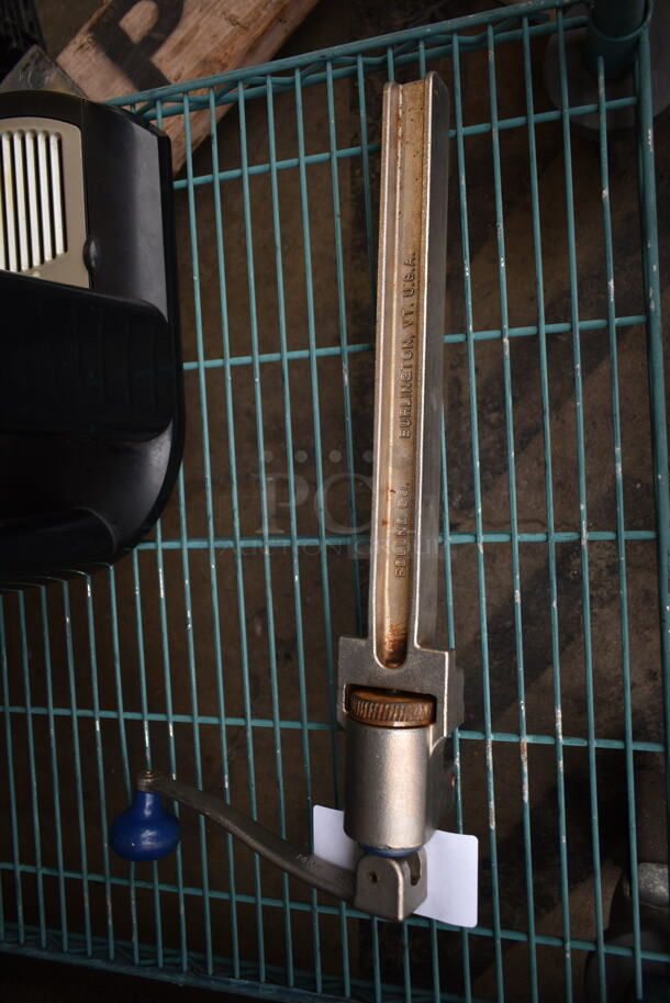 Edlund No 1 Metal Commercial Can Opener. - Image 4 of 4