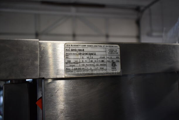 Blodgett SHO-100-E Stainless Steel Commercial Electric Powered Full Size Convection Oven w/ View Through Doors, Metal Oven Racks and Metal Legs on Commercial Casters. 208-240 Volts, 3 Phase.  - Image 5 of 5