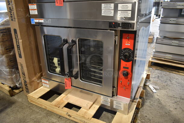 2 BRAND NEW SCRATCH AND DENT! Vulcan VC5ED ENERGY STAR Stainless Steel Commercial Electric Powered Full Size Convection Oven w/ View Through Doors, Metal Oven Racks and Thermostatic Controls. 208 Volts, 1/3 Phase. 2 Times Your Bid! - Image 4 of 11