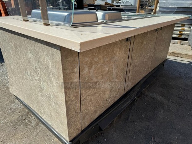 5 WELLS HOT BUFFET TABLE WITH SNEEZE GUARD ON CASTERS 83X46X34 SOLD AS IS! - Image 5 of 5