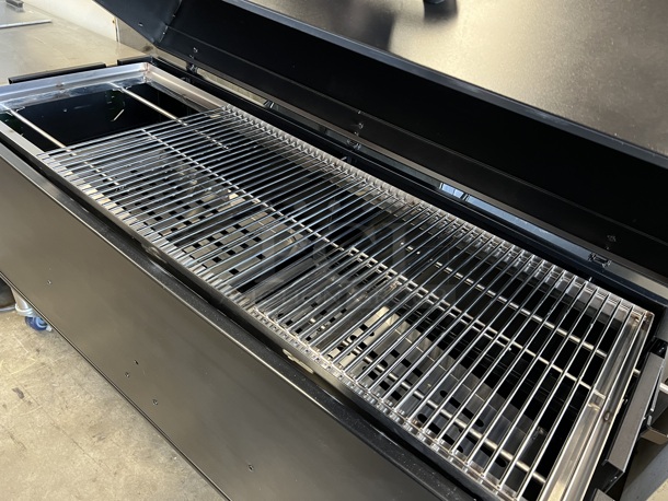 BRAND NEW SCRATCH AND DENT! Backyard Pro 554SMOKR60KD Metal Commercial Wood / Charcoal Smoker Grill on Commercial Casters. 70x30x44 - Image 4 of 7