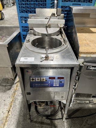 Broaster 1800GH Stainless Steel Commercial Floor Style Natural Gas Powered Pressure Fryer. 65,000 BTU. 18x34x47