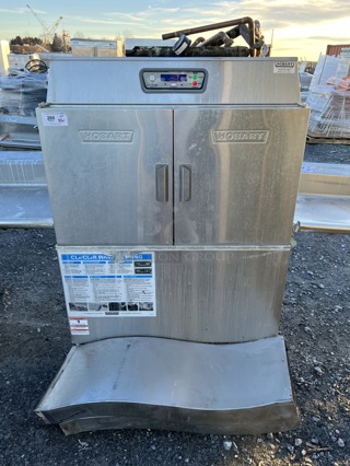 Hobart CL44E Stainless Steel Commercial Conveyor Dishwasher. 208 Volts, 3 Phase. Goes GREAT w/ Lots 259 and 261! 44x28x67