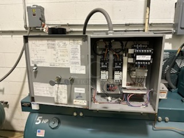 Curtis CVID9BA983S Metal Commercial Floor Style Horizontal Tank Air Compressor. BUYER MUST REMOVE. - Image 10 of 12