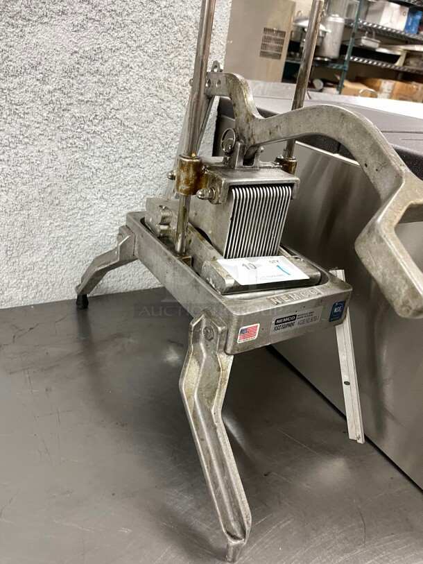 Nemco 56750-1 3/16 inch Easy Commercial Onion Slicer II Fruit / Vegetable Slicer NSF 