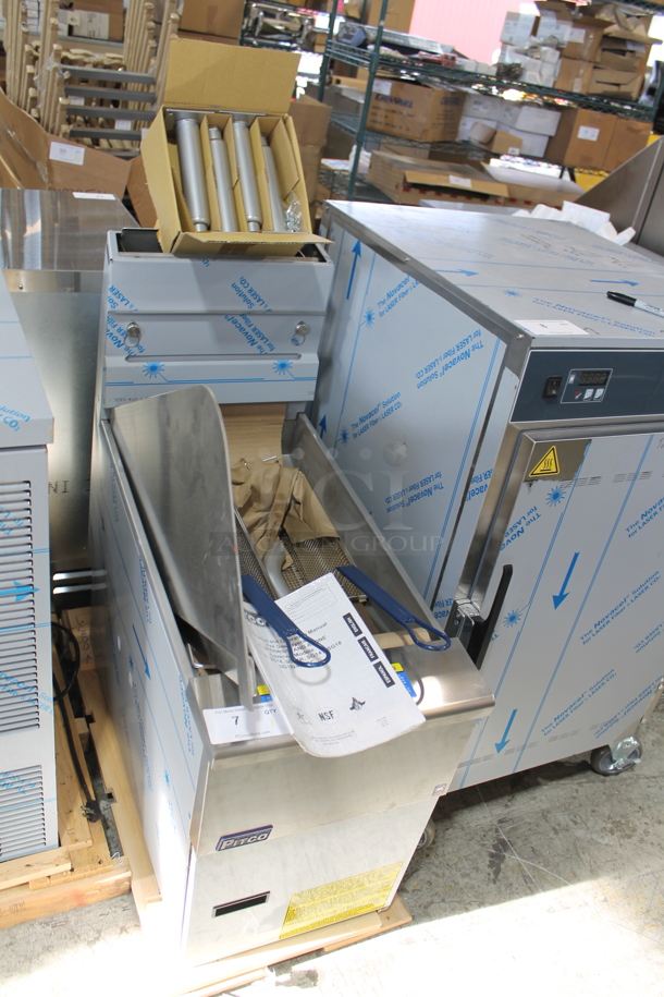BRAND NEW! 2021 Pitco Frialator SG14-S Stainless Steel Commercial Floor Style Natural Gas Powered Deep Fat Fryer w/ 2 Metal Fry Baskets and Side Splash Guard. 110,000 BTU.  - Image 3 of 9
