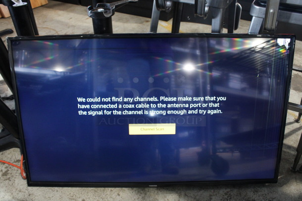 Toshiba Model 49LF421U19 49" Television. 120 Volts, 1 Phase. Buyer Must Pick Up - We Will Not Ship This Item. Tested and Powers On - See Pictures - Image 6 of 8