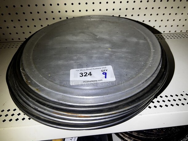 Mixed Lot of Pizza Pans. QTY 9, Your Bid X 9