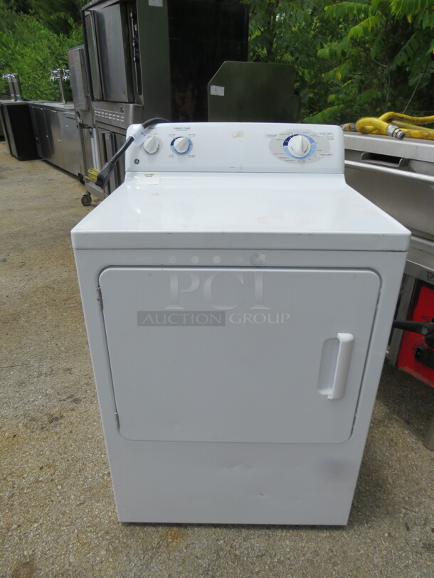 One GE Electric Dryer. 27X26X43 - Image 1 of 1