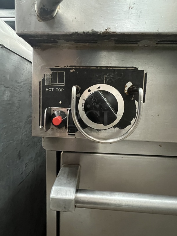 Garland Heavy-Duty Commercial Natural Gas Range Griddle top Standard oven NSF. Tested and Working! - Image 4 of 5