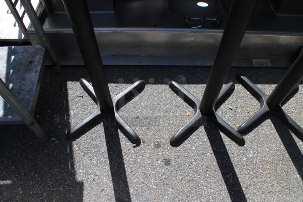 Stone Tabletop on 2 Black Bar Height Table Bases. - Image 3 of 3