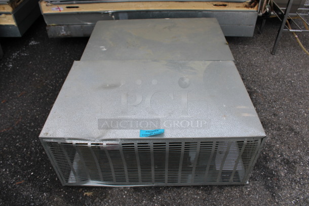 Norlake 6'x6'x6' SELF CONTAINED Walk In Cooler Box w/ Floor, Norlake Model CPB0751C-A Compressor and Copeland Model RS47C2-IAV-102 Condenser. 208/230 Volts, 1 Phase. Gallery Picture Is Unit Before Disassembly - Image 10 of 10