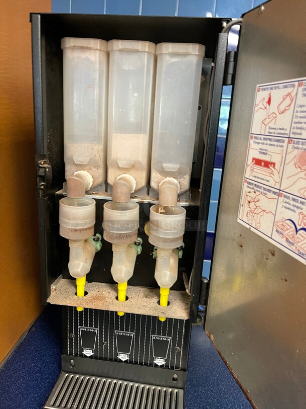 Nice! Curtis Commercial Cappuccino Machine w/ (1) 33 lb Hopper & (3) Dispenser, NSF 120v Tested and Working!  - Image 6 of 10