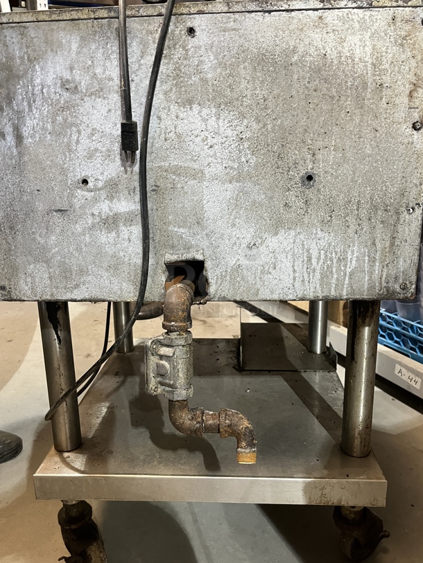 Flat Griddle 24" on Stand w/Caster, Nat Gas, Tested & Working! - Image 2 of 3