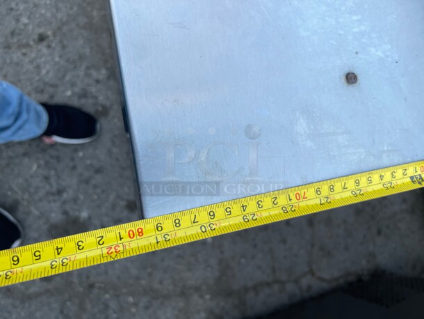 Nice! True TSSU-27 Refrigerated Prep Table NSF 115 Volt Tested and Working! - Image 7 of 8