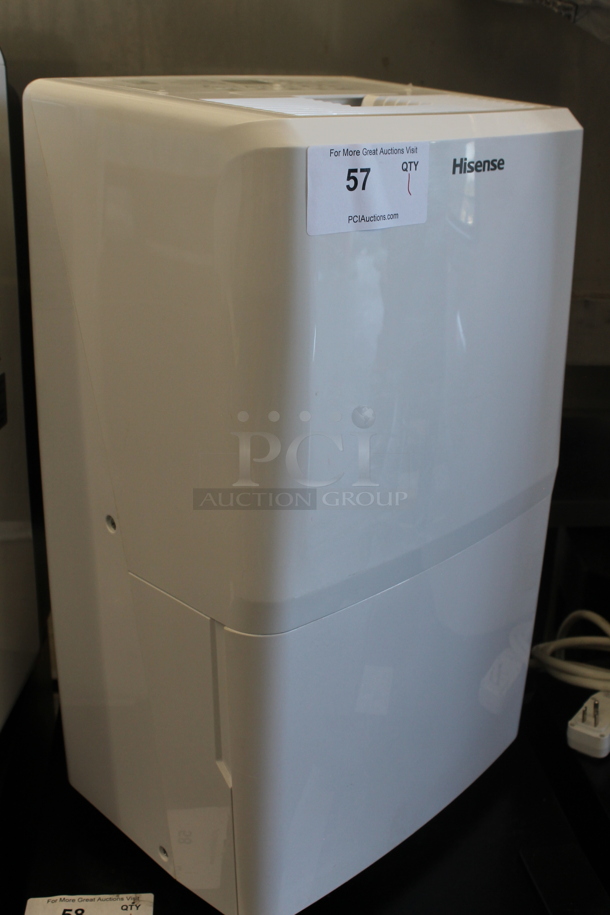 BRAND NEW SCRATCH AND DENT! Hisense DH-60K1SFRE00 60 Pint Capacity, 3-Speed Dehumidifier. 115 Volts, 1 Phase. Tested and Working! - Image 3 of 6