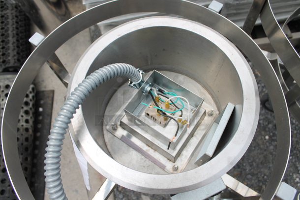 Stainless Steel Stock Pot Dolly on Commercial Casters w/ Cylindrical Warming Drop In Bay. - Image 2 of 3