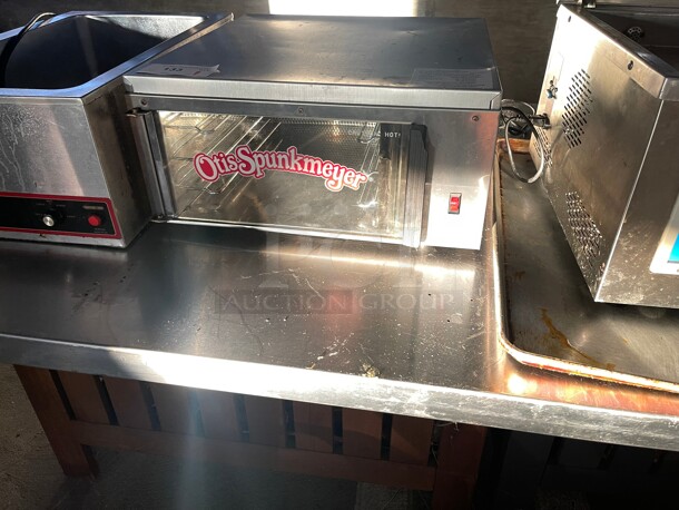 Clean! Otis Spunkmeyer OS-1 Commercial NSF Convection Cookie Oven  - Image 1 of 5