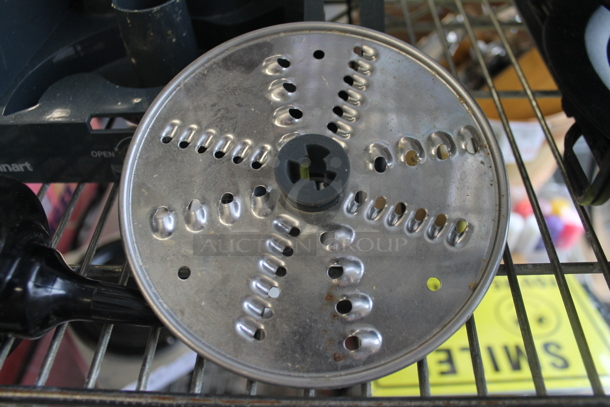 Cuisinart Food Processor Grating Blade, S Blade and Cover in Case. - Image 6 of 7
