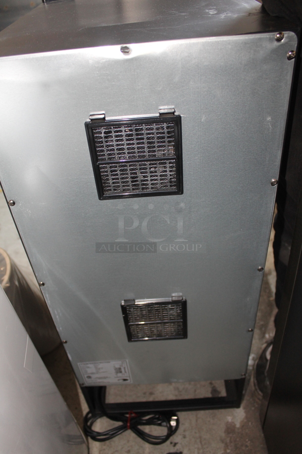 BRAND NEW SCRATCH AND DENT! Whynter WC-211DZ Stainless Steel 21 Bottle Capacity Dual Zone Wine Chiller Merchandiser. 115 Volts, 1 Phase. Tested and Working! - Image 8 of 9