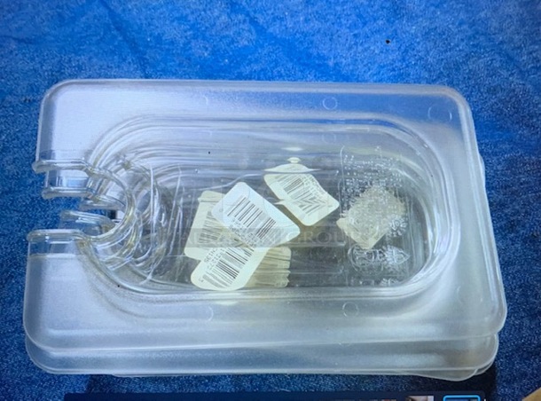 NEW 1/9 Size Food Storage Lid. 6XBID - Image 1 of 1