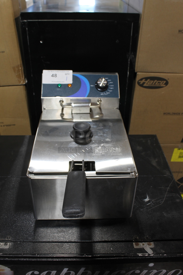 BRAND NEW SCRATCH AND DENT! 2023 Hoocoo FRY-10L Stainless Steel Commercial Countertop Electric Powered Fryer w/ Lid and Fry Basket. 120 Volts, 1 Phase. - Item #1097566