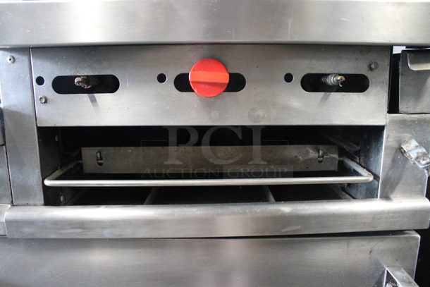 Vulcan Stainless Steel Commercial Natural Gas Powered 6 Burner Range w/ Flat Top, 2 Ovens, Over Shelf and Back Splash.  - Image 4 of 11