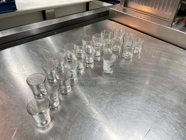 Clean! Commercial Shot Glass NSF Whiskey Shot Glass with 1 oz. Cap Line , 2 oz. glass