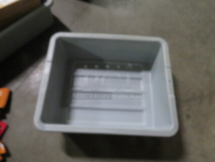 Bussing Tub. 3XBID