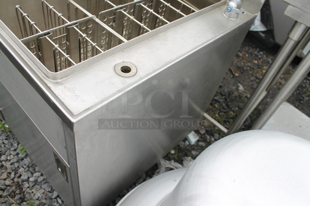 Elkay RTB-14-SL Stainless Steel Commercial Rethermalizer. 208 Volts, 3 Phase. - Image 5 of 9
