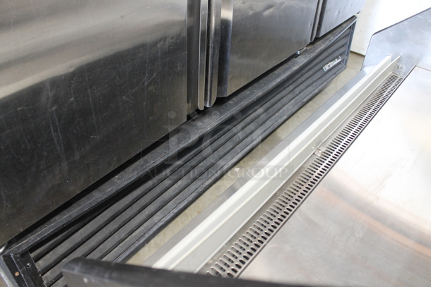 Universal RIFI-81 Stainless Steel Commercial 3 Door Reach In Cooler w/ Poly Coated Racks. Cannot Test Due To Missing Power Cord - Image 4 of 9