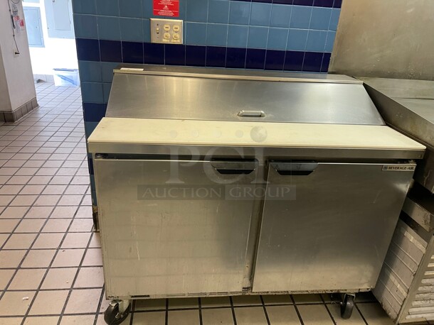Late Model! Beverage-Air SPE48HC-12 Elite Series 48 inch 2 Door Refrigerated Sandwich Prep Table NSF 115 Volt Tested and Working! 48x29x42 - Image 4 of 8