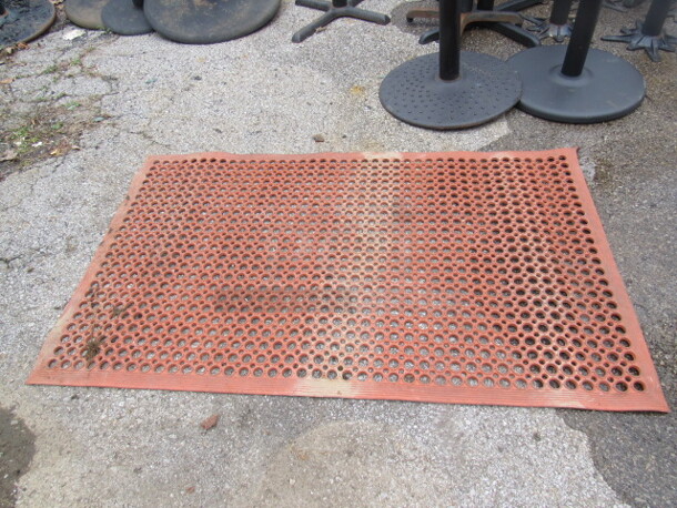 One Fatigue Mat 60.5X37 - Image 1 of 1