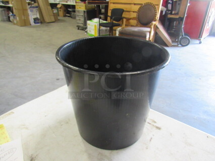 Poly Flower Pot. 10XBID