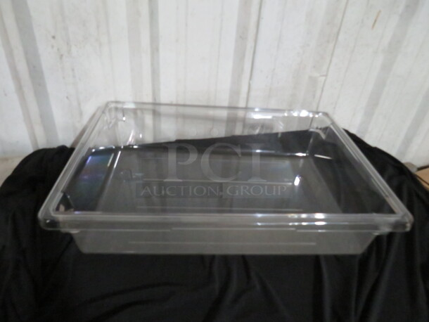 One NEW 8.75 Gallon Food Storage Container.  - Image 1 of 1