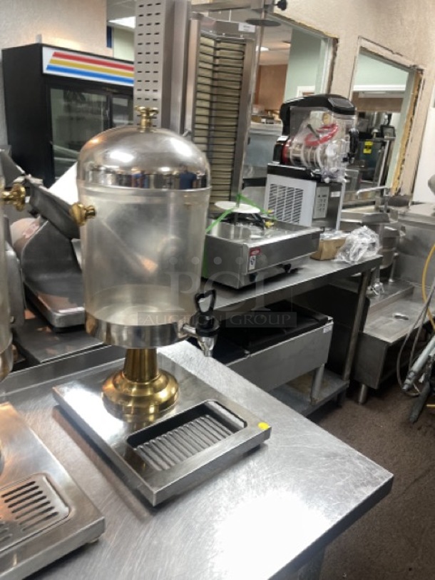 Beverage and Juice Dispenser  - Image 3 of 8