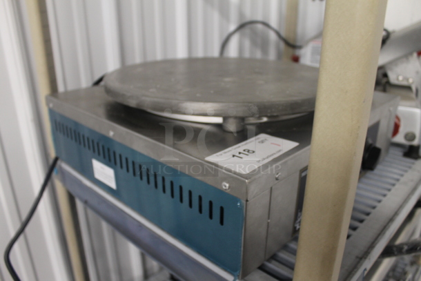 LIKE NEW! Carnival King 382CM16A Stainless Steel Commercial Countertop Single Burner Crepe Maker. 120 Volts, 1 Phase. Unit Has Only Been Used a Few Times! Tested and Working! - Image 2 of 5
