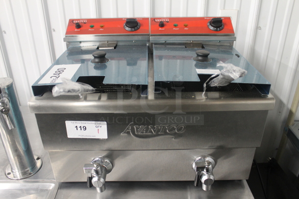 BRAND NEW SCRATCH AND DENT! Avantco 77F202 Stainless Steel Commercial Countertop Electric Powered 2 Well Fryer w/ 2 Metal Fry Baskets and 2 Lids. 208-240 Volts, 1 Phase. Tested and Working! - Image 1 of 8