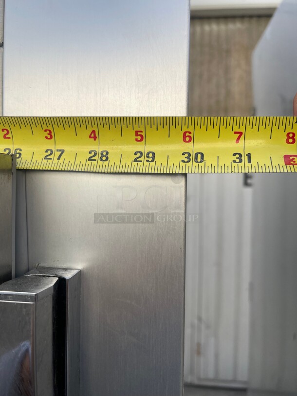 2020! Traulsen G12010 30 inch One Section Reach In Commercial Freezer, (1) Solid Door, 115v Tested and Working! 30x34x83 - Image 8 of 10