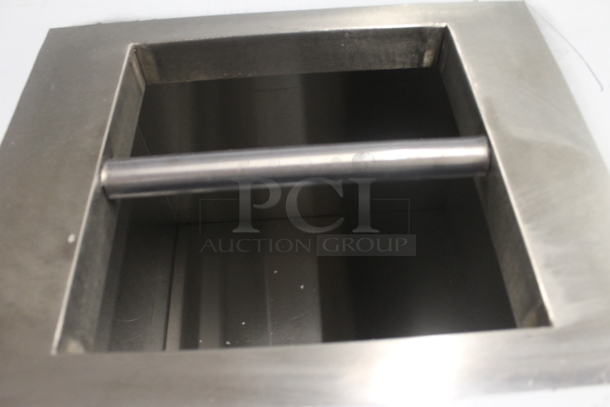 BRAND NEW SCRATCH AND DENT! CustomCool LBC8SC Stainless Steel Commercial Work Top 3 Door Cooler w/ Sink Bay. 115 Volts, 1 Phase. Bay 11x15x11. Tested and Working! - Image 4 of 10