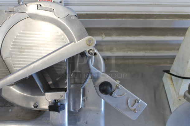 Berkel 909/1 Stainless Stel Commercial Countertop Meat Slicer. 115 Volts, 1 Phase. Tested and Working!  - Image 7 of 7