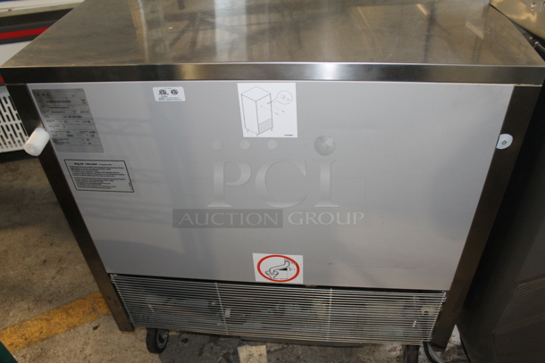2011 Piper Products Servolift Eastern RCM054S Stainless Steel Commercial Floor Style Single Door Undercounter Blast Chiller w/ Probe on Commercial Casters. 208-240 Volts, 1 Phase. - Image 6 of 7